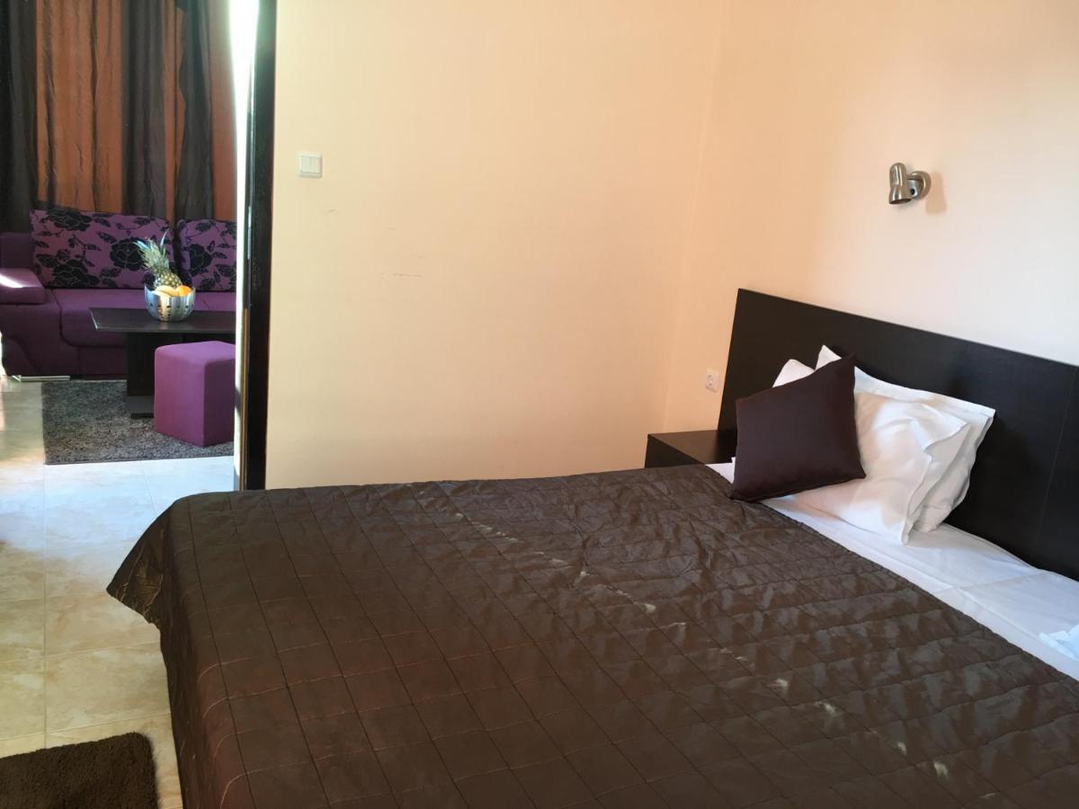 Salt Lake Aparthotel Pomorie Exterior foto